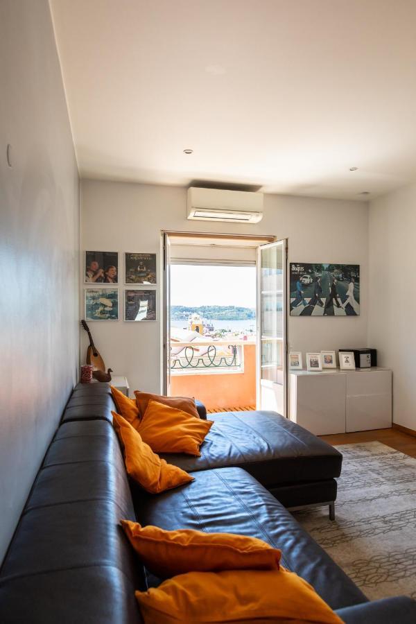 Ambassador River View Suites Lissabon Buitenkant foto